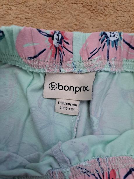 2x trištvrťáky, bonprix,146