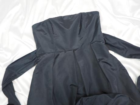 Kvalitné elegantné šaty bruno banani, 38