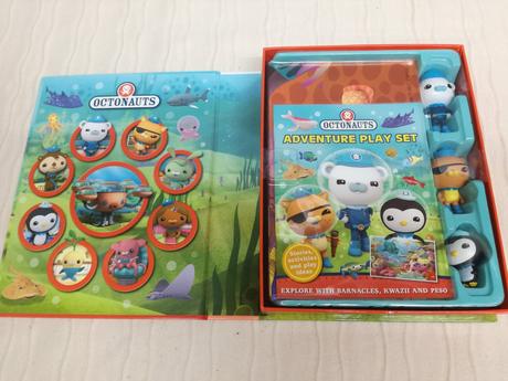 Octonauts sticker book / book / play set nwi18, 