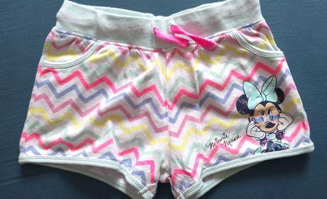 Predám dievčenské kraťasy zn. disney, disney,104
