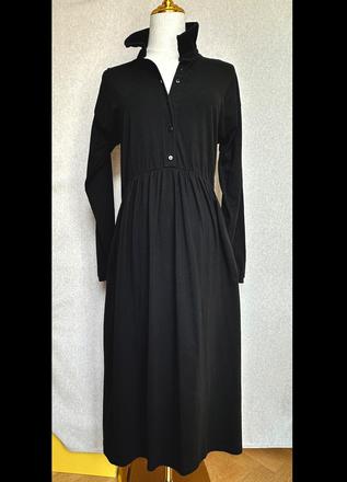 Čierne úpletové šaty, s