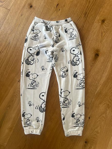 Snoopy tepláky, zara,146
