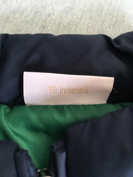 Tmavomodra vesta, 80