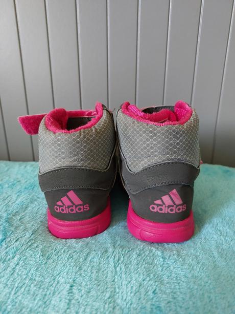 Teple topanky, adidas,23