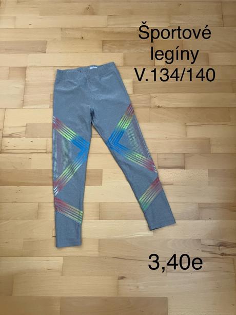 Športové legíny, 134