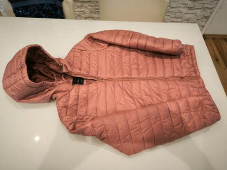 Vetrovka, reserved,158