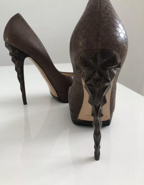 Casadei lodičky, 40