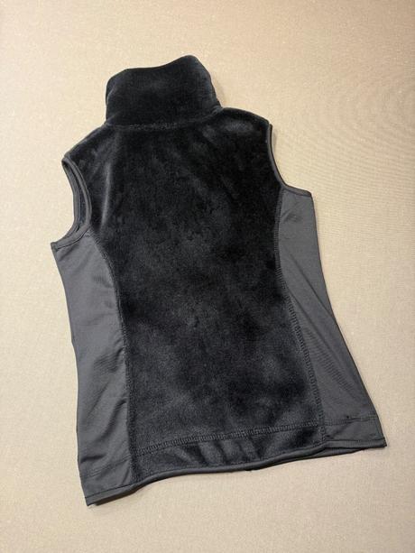 Teplá vesta športová, just play,140