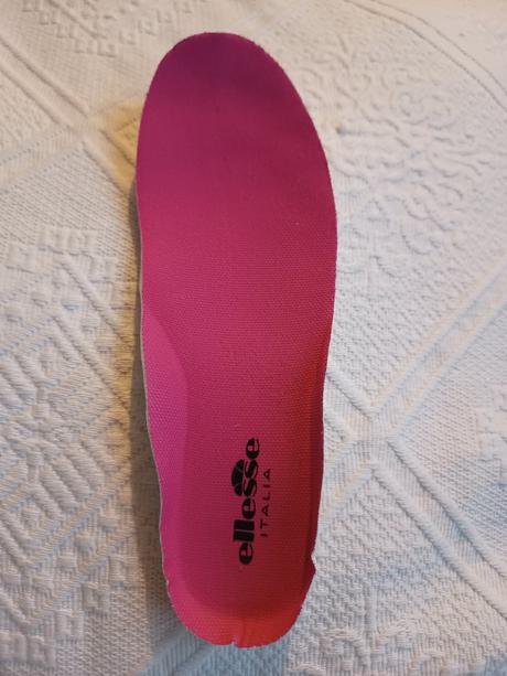 Sietkove tenisky ellesse velkost 37, 37