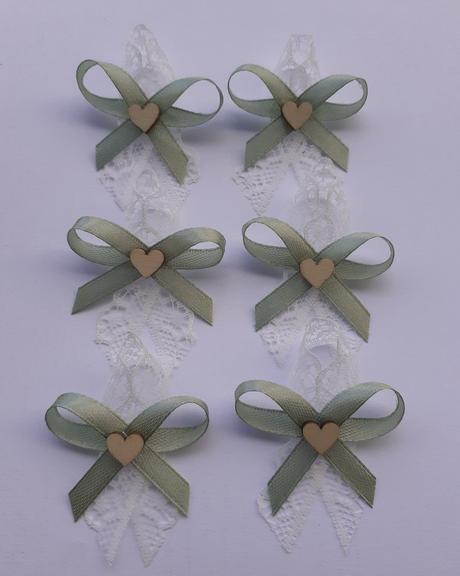 Svadobné pierka bledozelené, 