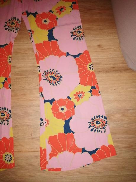 Zara hippies kvetove nohavive, zara,xl
