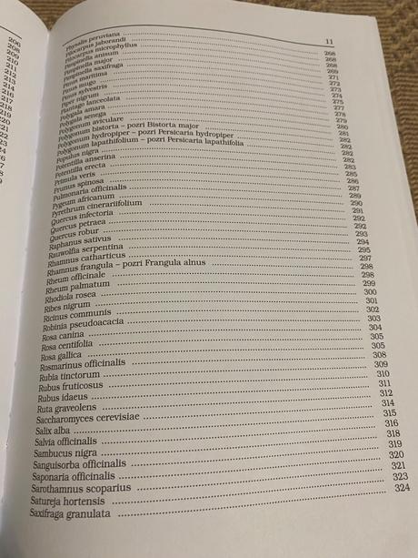 Fytoterapia z pera lekára karol mika  stála 35 eur, 