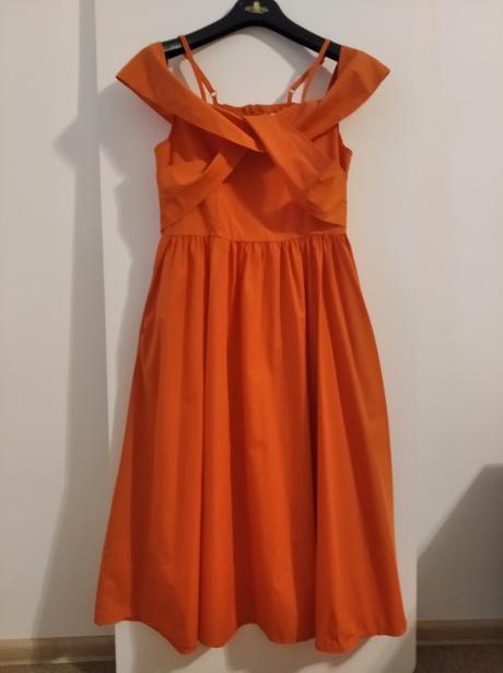 Krásne oranžové letné šaty, m
