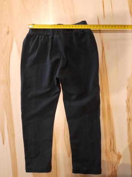 Tenšie tepláky na donosenie, 104