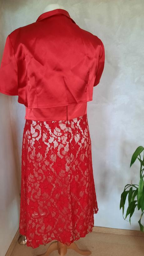 9.šaty červené ramienkovè  s bolerkom 46, 46