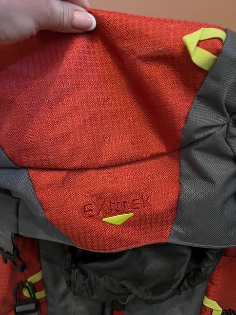 Turistický batoh,