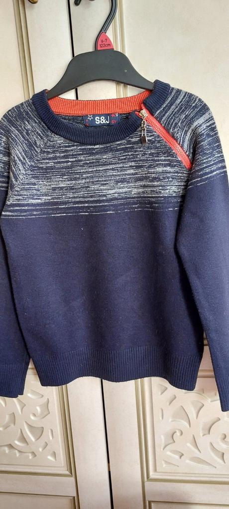 Tenký svetrík so zipsom, 110