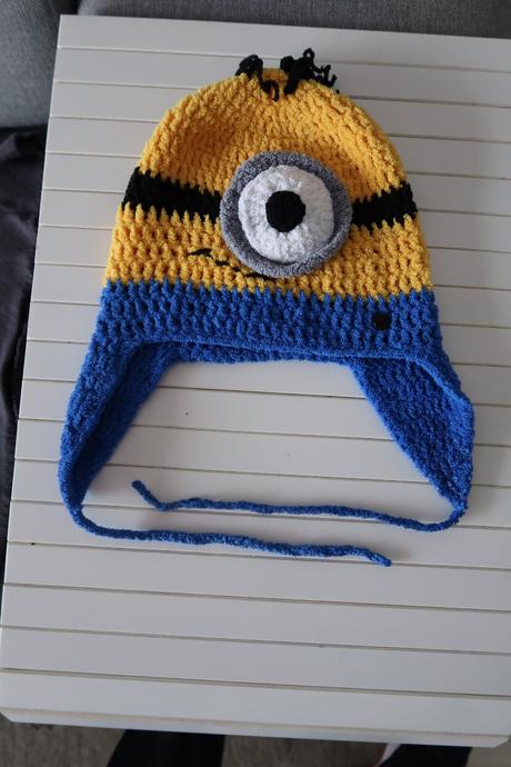 Handmade čiapka "mimoni", 128