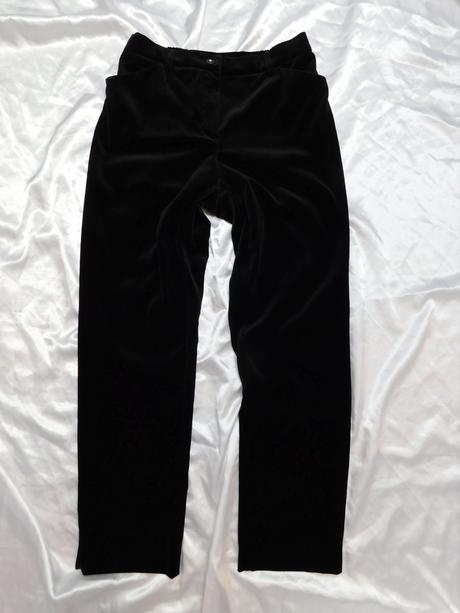 Luxusne kvalitne damske zamatove nohavice, 40