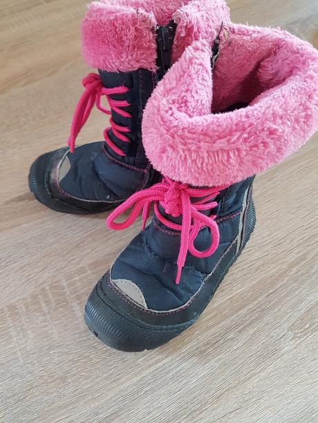 Predám dievčenské snehule zn. nell, 27