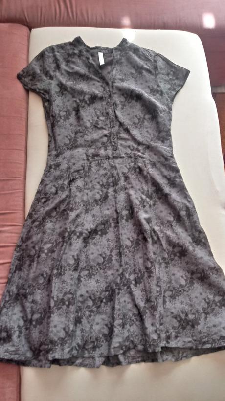 Letne lahke saty, 38