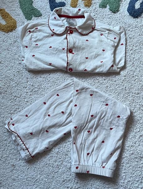 Biele srdiečkové bavlnené pyžamo, h&m, 98/104, h&m,98