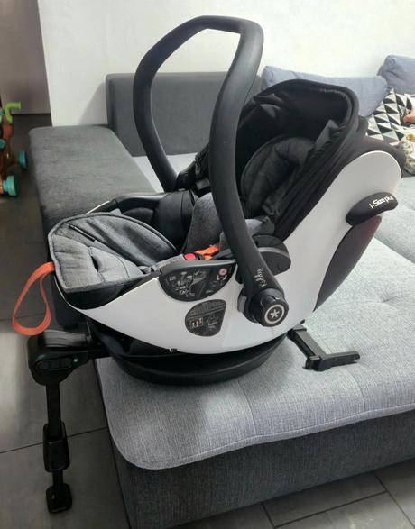 Kiddy evoluna i-size 2 spolu s isofix base, kiddy