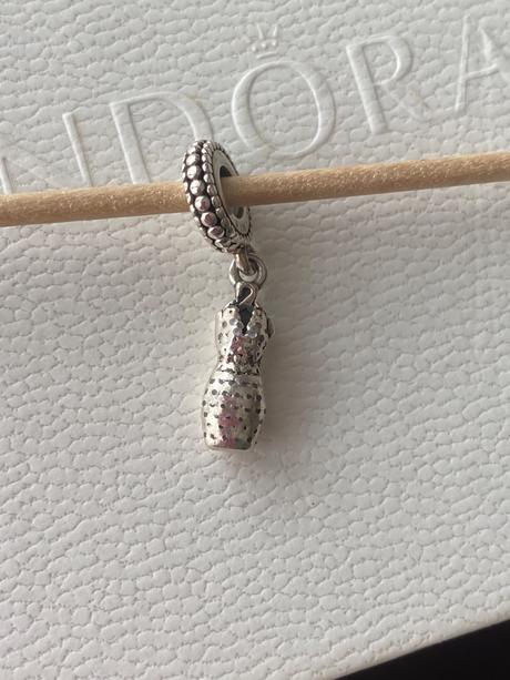 Pandora privesok-šaty, pandora