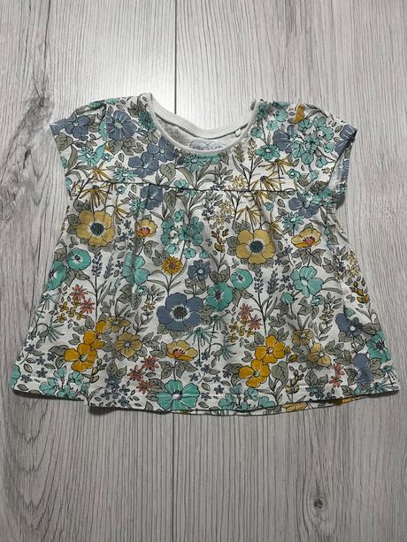 Kvietkované kratkorukavove tricka, next,92
