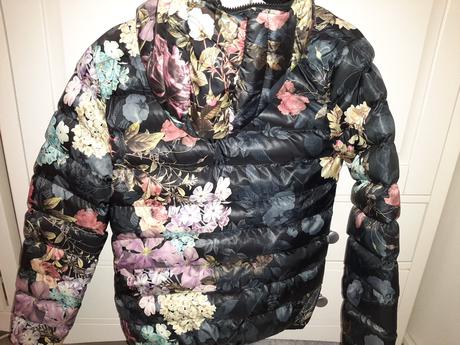 Perfektná kvetinková bunda, fishbone,s