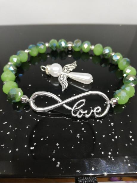 Handmade náramky, kľúčenky, talizman do auta, 