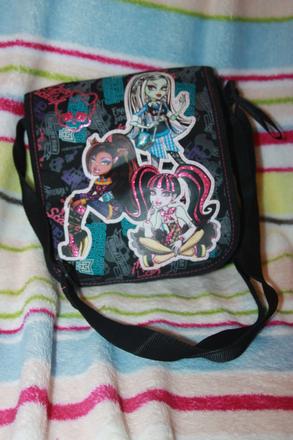Kabelka monster high, 