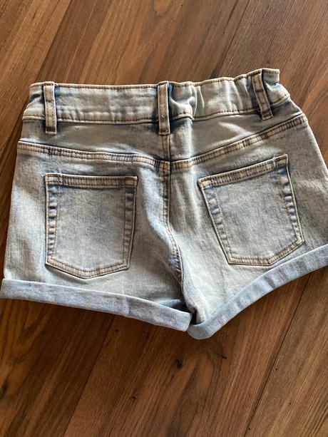 Dievčenské rifľové kraťasy, 140