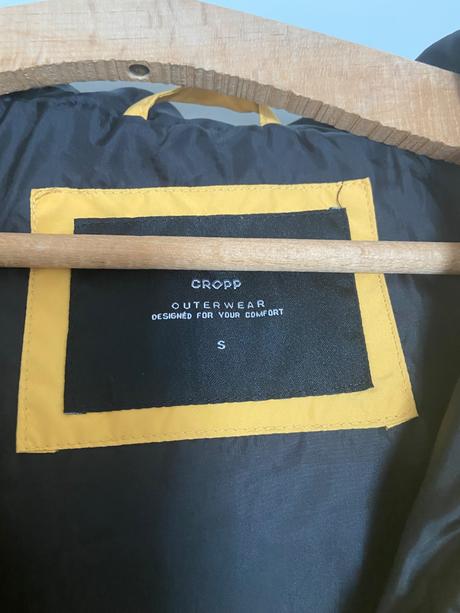 Žltá teplá prešívaná bunda, s