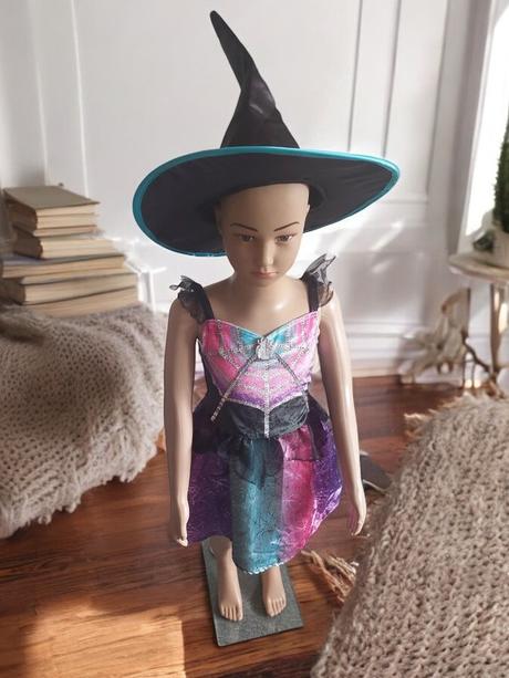 56. čarodejnica veľ. 98-104,