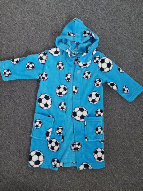 Chlapčenský župan, 98