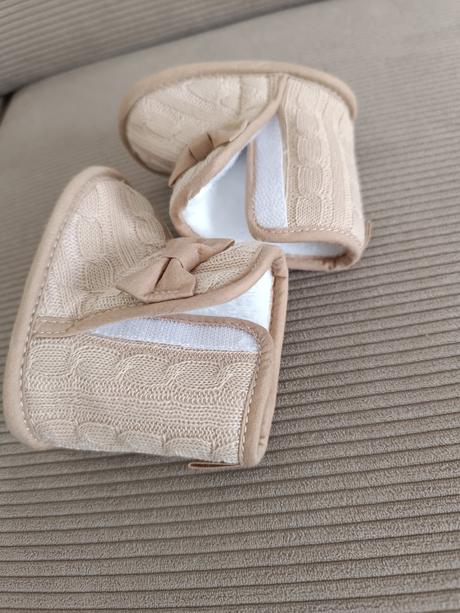 Béžové čižmičky pre bábätká, <17