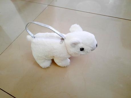 Kabelka ladovy medveď, 