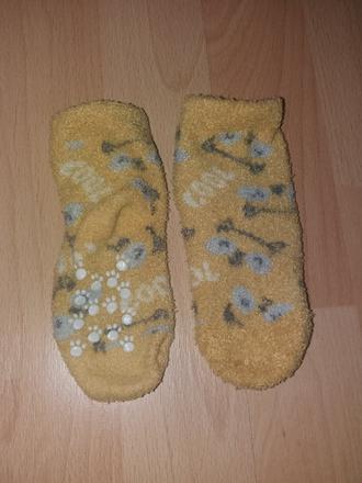 Protismykové ponožky, 74