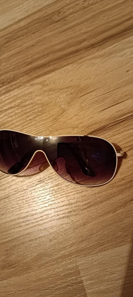 Slnečné okuliare, new yorker