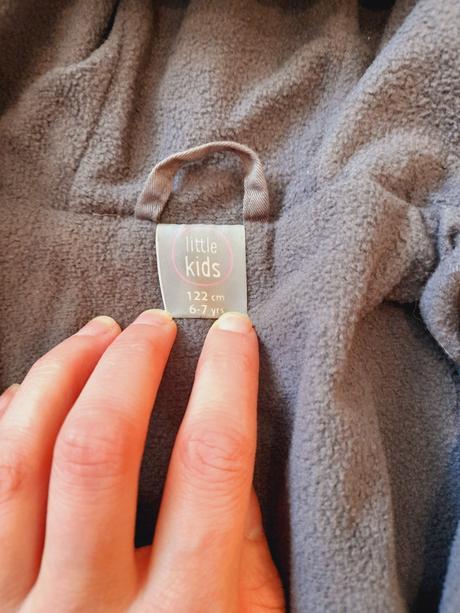 Prechodná bunda, 122