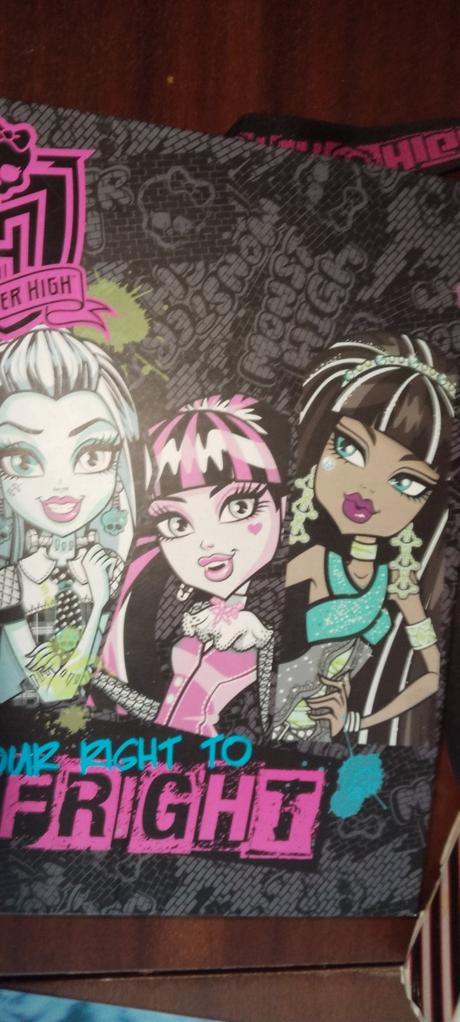 Monster kabelka a súprava, možnosť dohody., 