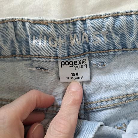 Dievčenské rifle, takko,158