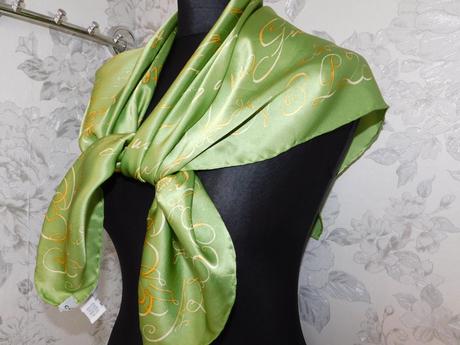 Codello kvalitná luxusna hodvabna elegantná šatka, xl