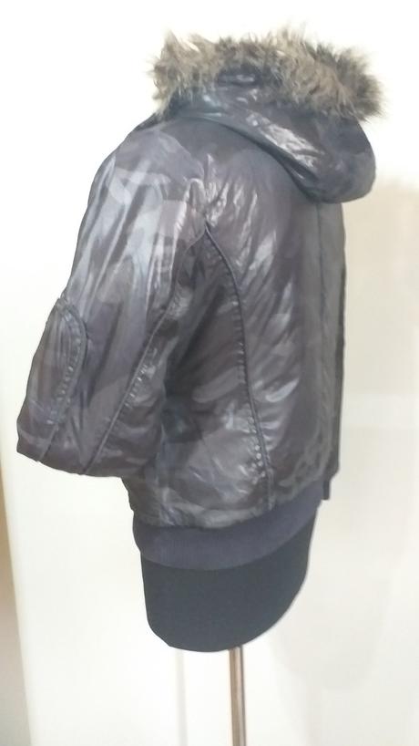 Zimna bunda s kozuskom, s.oliver,152