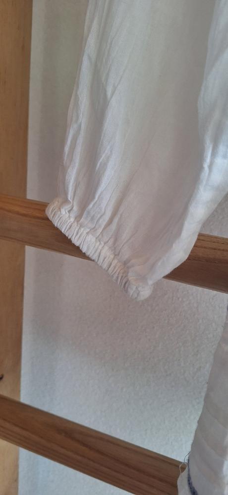 Krásne vyšívané šaty, h&m,38