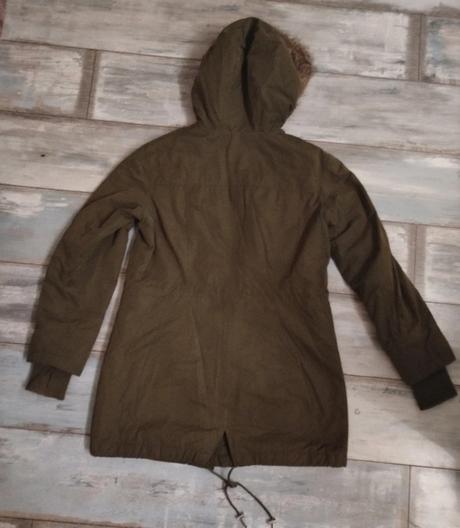 Elegantná vesta kingfield, bonprix,40