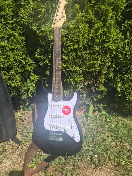 Nova elektrická gitara +puzdro +kombo, 