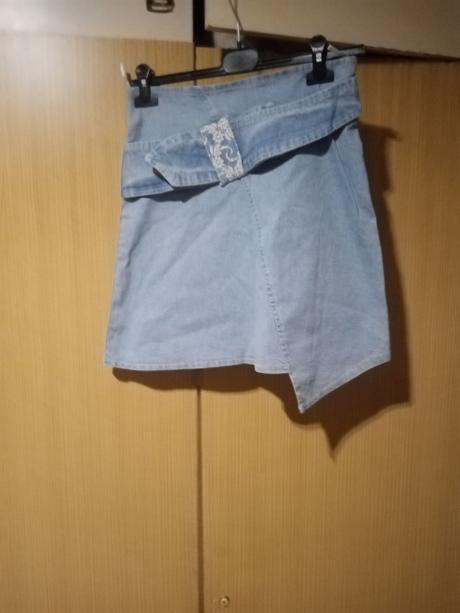 Dámska riflova sukňa, 40