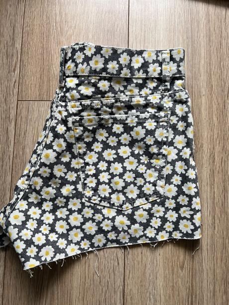 Zara krasne sortky., zara,38 / m